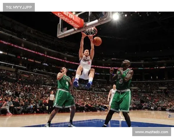 NBA暴扣全纪录 展现巅峰瞬间与惊艳技术的完美融合 NBA暴扣全纪录 展现巅峰瞬间与惊艳技术的完美融合